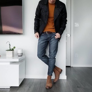 Welche Jeans mit brauner Freizeitstiefel zu tragen – 500+ Herren Outfits: Kombinieren Sie eine schwarze Leder Bikerjacke mit Jeans für ein sonntägliches Mittagessen mit Freunden. Vervollständigen Sie Ihr Outfit mit einer braunen Freizeitstiefeln, um Ihr Modebewusstsein zu zeigen.