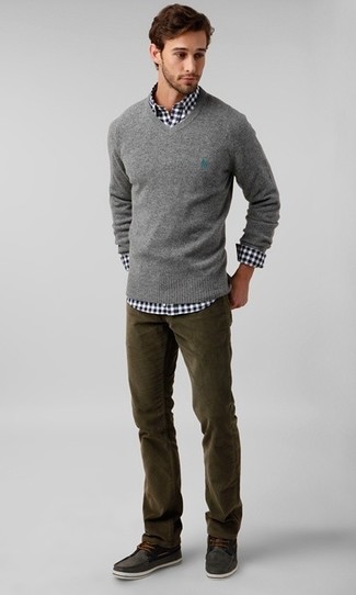 Schwarzes und weißes Langarmhemd mit Vichy-Muster kombinieren – 19 Herren Outfits