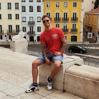 Schwarze und weiße horizontal gestreifte Socken kombinieren – 73 Herren Outfits