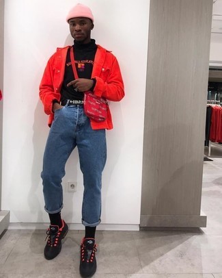 Wie schwarzen und weißen bedruckten Rollkragenpullover mit dunkelblauer Jeans zu kombinieren – 3 Herren Outfits
