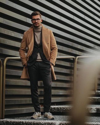 Welche Rollkragenpullover mit schwarzen Sakkos zu tragen – 131 Herren Outfits