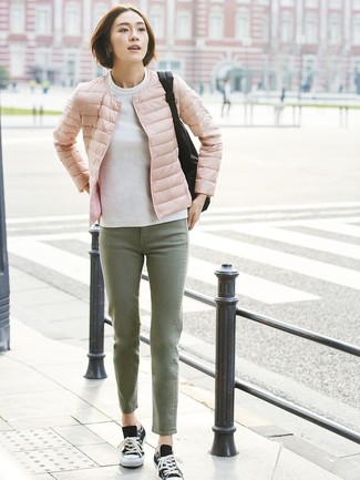 Schwarzen Segeltuch Rucksack kombinieren – 22 Damen Outfits