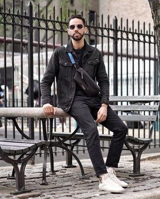 Schwarze Segeltuch Bauchtasche kombinieren – 202 Herren Outfits