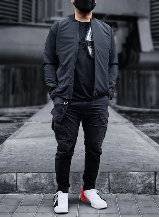 Welche Bomberjacken mit schwarzer Cargohose zu tragen – 25 Herren Outfits