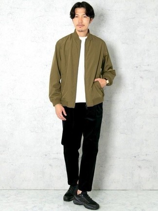 Schwarze Cord Chinohose kombinieren – 64 Herren Outfits