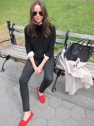 Welche Mäntel mit schwarzen Pullovers mit einem Rundhalsausschnitt zu tragen – 102 Damen Outfits