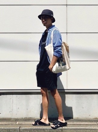 Welche Shorts mit schwarzen T-Shirts mit einem Rundhalsausschnitt zu tragen – 228 Herren Outfits