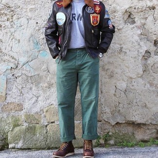 Schwarze bestickte Bomberjacke kombinieren – 13 Herren Outfits