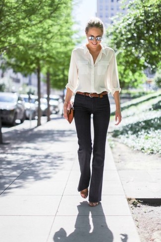 Schwarze Schlaghose kombinieren – 40 Damen Outfits