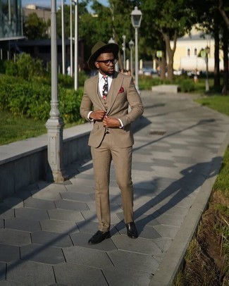 Schwarze Krawatte mit Blumenmuster kombinieren – 19 Herren Outfits
