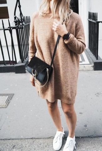 Schwarze Pelz Umhängetasche kombinieren – 12 Damen Outfits