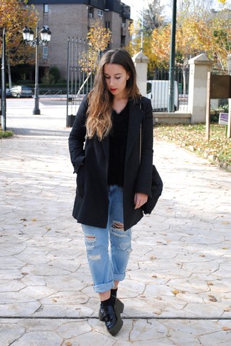 Schwarze Pelz Umhängetasche kombinieren – 12 Damen Outfits
