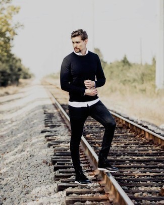 Welche Pullover mit einem Rundhalsausschnitt mit schwarzer Jeans zu tragen – 112 Frühling Herren Outfits
