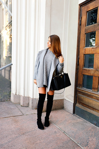 Welche Oversize Pullover mit schwarzen Minirockes zu tragen – 19 Damen Outfits