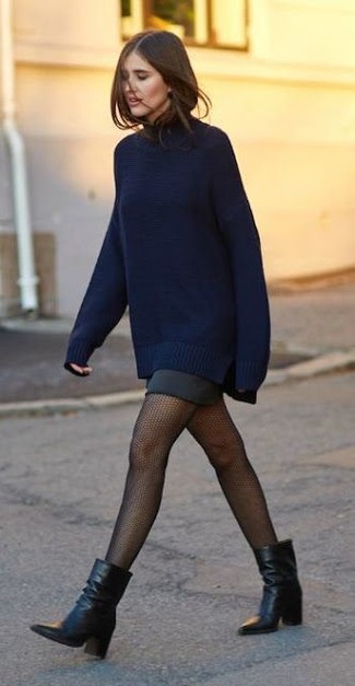Welche Oversize Pullover mit schwarzen Minirockes zu tragen – 19 Damen Outfits