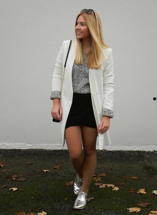 Welche Oversize Pullover mit schwarzen Minirockes zu tragen – 19 Damen Outfits