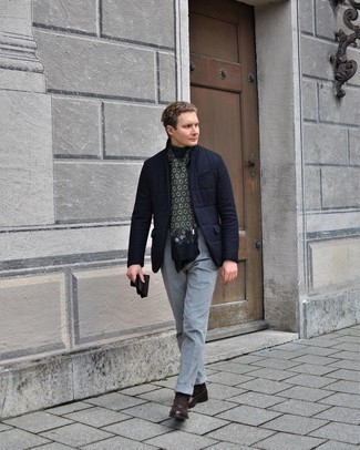 Schwarzes gestepptes Sakko kombinieren – 18 Herren Outfits