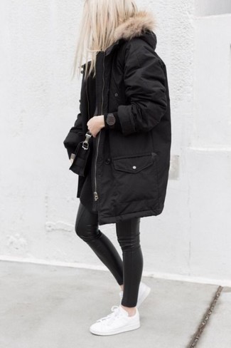 Schwarze Gummi Uhr kombinieren – 8 Damen Outfits