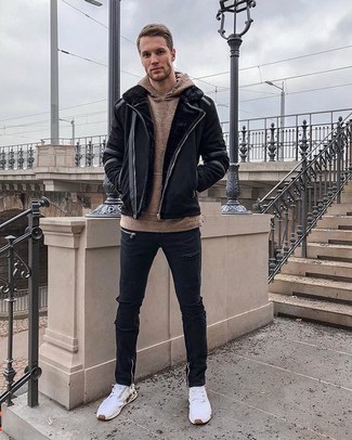 Schwarze Lammfelljacke kombinieren – 18 Lässige Herren Outfits
