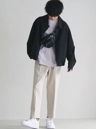 Wie schwarze Shirtjacke mit hellbeige Chinohose zu kombinieren – 41 Herren Outfits