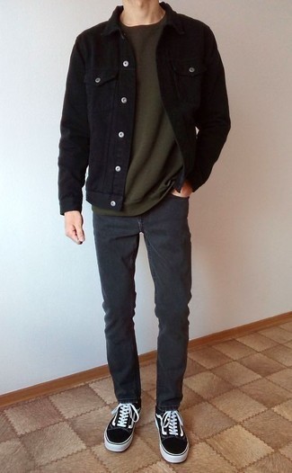 20 Jährige: Wie schwarze Shirtjacke mit grauer Hose zu kombinieren – 37 Herren Outfits