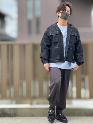 20 Jährige: Wie schwarze Shirtjacke mit grauer Hose zu kombinieren – 37 Herren Outfits