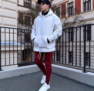 Schwarzen Pullover mit einem Reißverschluss am Kragen kombinieren – 51 Herren Outfits