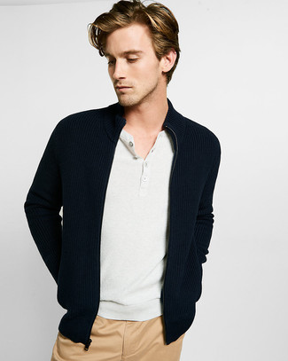 Schwarzen Pullover mit einem Reißverschluß kombinieren – 86 Herren Outfits