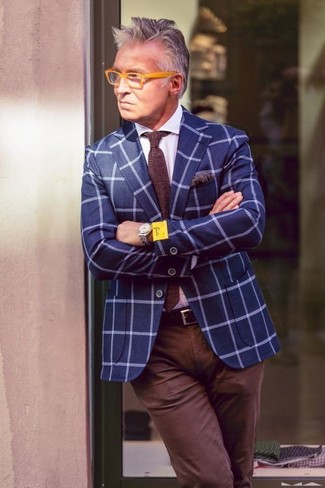Blaues Sakko mit Karomuster kombinieren