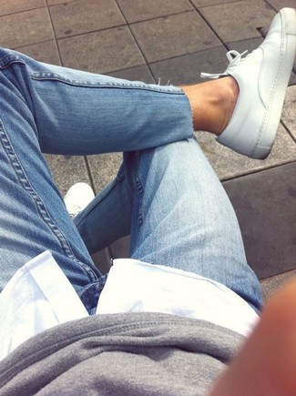 Welche niedrige Sneakers mit blauer Jeans zu tragen – 258 Damen Outfits