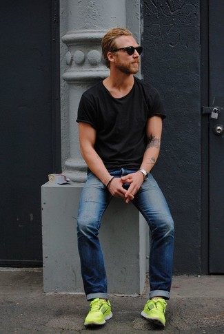 Welche Turnschuhe mit blauer Jeans zu tragen – 2000+ Herren Outfits