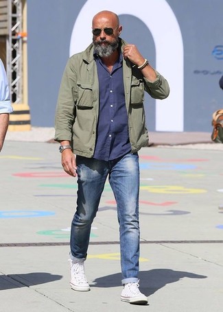 Welche Turnschuhe mit blauer Jeans zu tragen – 2000+ Herren Outfits