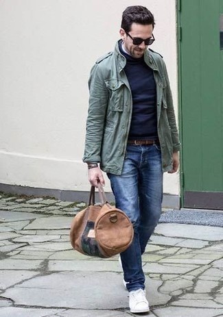 Welche Rollkragenpullover mit blauer Jeans zu tragen – 882+ Herren Outfits