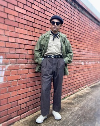 Blauen Bandana mit Paisley-Muster kombinieren – 36 Herren Outfits