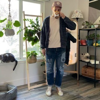 Blaue Hose mit Flicken kombinieren – 39 Herren Outfits warm Wetter