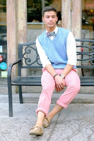 Blaue Fliege mit Schottenmuster kombinieren – 9 Herren Outfits