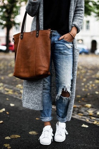 Blaue Boyfriend Jeans mit Destroyed-Effekten kombinieren – 229 Damen Outfits