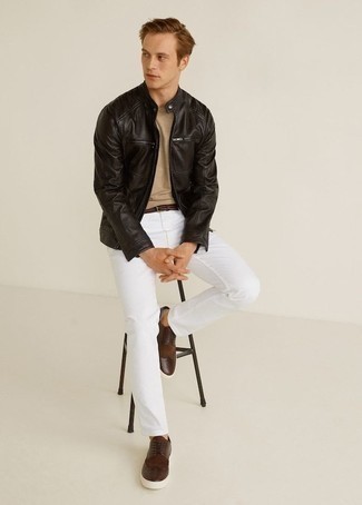 Braune Leder Brogues kombinieren – 500+ Herren Outfits: Entscheiden Sie sich für eine schwarze Leder Bomberjacke und weißen Jeans für einen bequemen Alltags-Look. Putzen Sie Ihr Outfit mit braunen Leder Brogues.