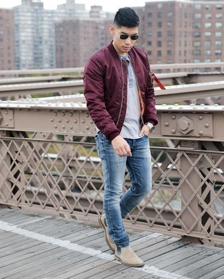 Welche Jeans mit hellbeige Chelsea Boots zu tragen – 552+ Herren Outfits: Kombinieren Sie eine dunkelrote Satin Bomberjacke mit Jeans für einen bequemen Alltags-Look. Fühlen Sie sich ideenreich? Vervollständigen Sie Ihr Outfit mit hellbeige Chelsea Boots.