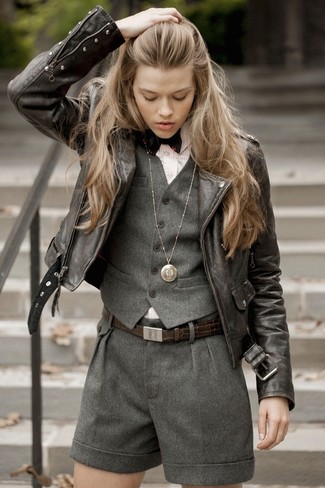 Fliege kombinieren – 11 Damen Outfits