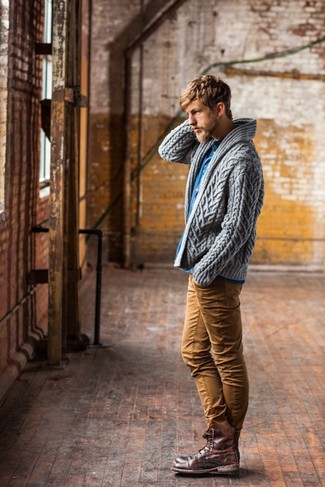 Welche Chinohosen mit brauner Freizeitstiefel zu tragen – 817+ Herren Outfits