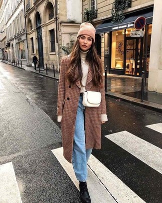 Braunen Mantel mit Karomuster kombinieren – 15 Damen Outfits
