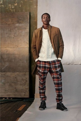 Braunen Mantel mit Karomuster kombinieren – 29 Herren Outfits