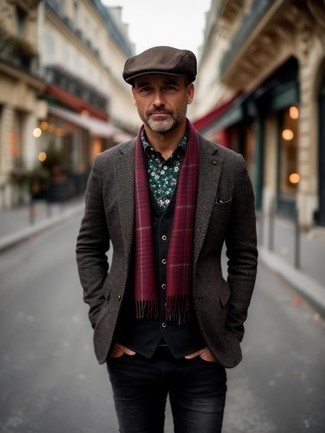 Braune Jacke mit Fischgrätenmuster kombinieren – 12 Herren Outfits kühl Wetter