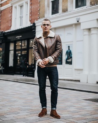 20 Jährige: Braune Lammfelljacke kombinieren – 71 Herren Outfits