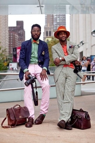 Welche Chinohosen mit dunkelroter Derby Schuhe zu tragen – 93 Herren Outfits