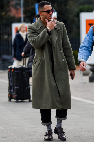 Welche Mäntel mit dunkelroter Doppelmonks zu tragen – 22 Herren Outfits