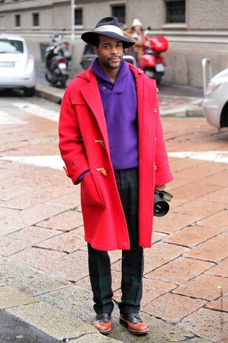 Dunkelroten Düffelmantel kombinieren – 10 Herren Outfits