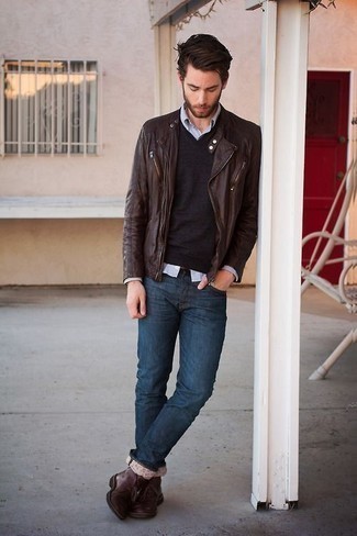 Dunkelrote Chukka-Stiefel aus Leder kombinieren – 75 Herren Outfits