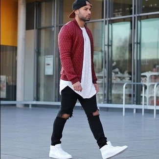 Dunkelrote gesteppte Jacke kombinieren – 43 Herren Outfits